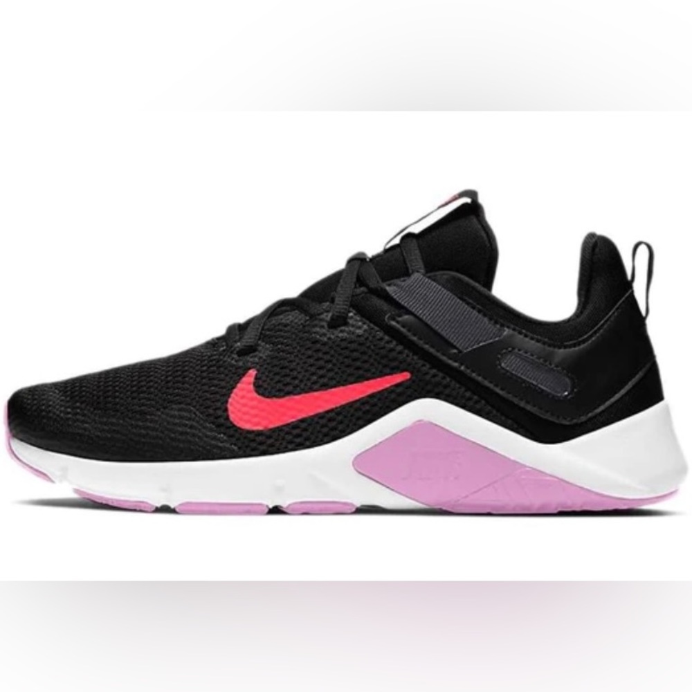New Nike Women's Legend Essential Training Running Shoes  Black/ Flash Crimson